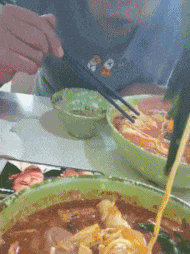 碗里有肉搞笑图片